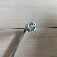 無料であげますホイールレンチ　車載工具　タイヤ交換の画像