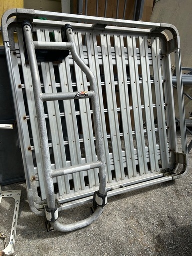 アルミルーフキャリア、ハシゴ