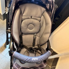 Pigeon ベビーカーの画像