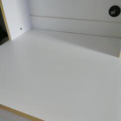 収納付きパソコンデスクの画像