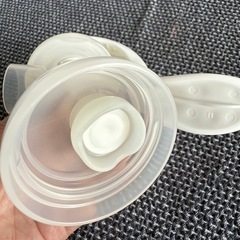 ピジョン手動搾乳器の画像