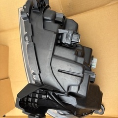 N-BOX　運転席側　ヘッドライトの画像