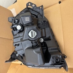 N-BOX　運転席側　ヘッドライトの画像