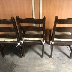 ◆お取引き中◆ウッドチェア 3脚 + ダイニングテーブル◆天然木です！の画像