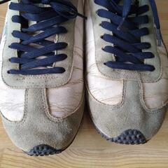 PUMAスニーカー 27cmの画像