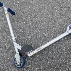 美品 Razor レーザーキックボードの画像