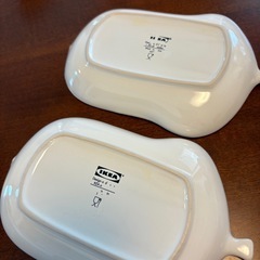 IKEA イケア　小皿　プレート　どんぐり　ドングリ　食器11×16 cmの画像