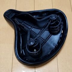 【中古品】ブリジストン・サドル（シートポストなし）の画像