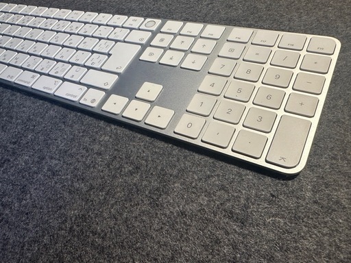 タッチID搭載　Appleキーボード MK2C3J/A