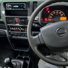 【再値下げしました】軽トラ NT100クリッパー 5MT 車検令和8年1月までの画像