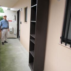 本棚　B　飾り棚の使用にも適してます