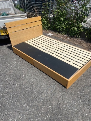 北九州市内配送無料 収納有り セミダブルベッドセット　マットレス付き