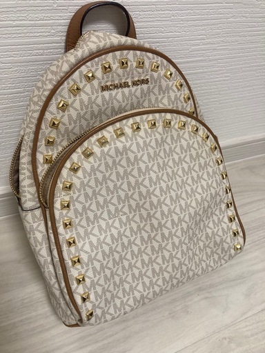 マイケルコース MKモノグラム スタッズ リュック バックパック ホワイト ブラウン PVC レザー レディース  【美品】