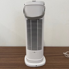 加湿式タワーファン　扇風機の画像