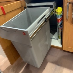 キッチン下スライドゴミ箱　ドイツ製　の画像