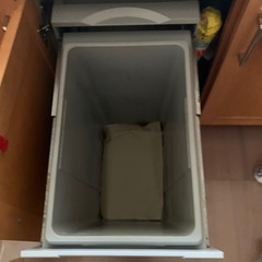 キッチン下スライドゴミ箱　ドイツ製　の画像