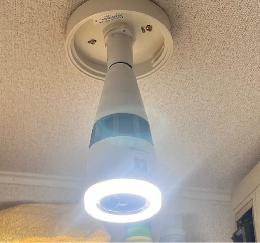 シャープ　プラズマクラスター付きセンサーライト