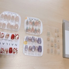 おまけ付き　ネイルチップ全4種類セット