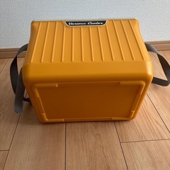 クーラーボックスの画像