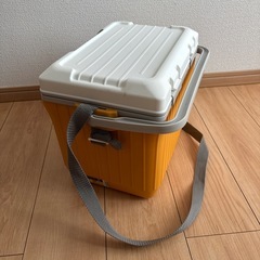 クーラーボックスの画像