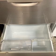 三菱　冷蔵庫　2015年式　555L MR-JX 56LJY-N型の画像