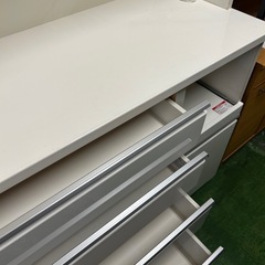 レンジボード　ニトリ　3枚扉の画像