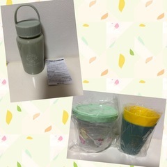 非売品！ハローキティ ウォーターボトル＆サンリオキャラクターズコ...