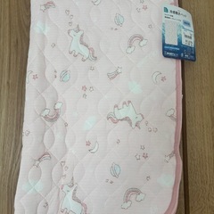 子供用　冷感敷きパッド(新品未使用)