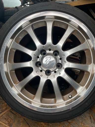 カールソン１８インチホイル➕タイヤ