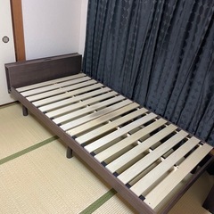 シングルベッド フレームのみ