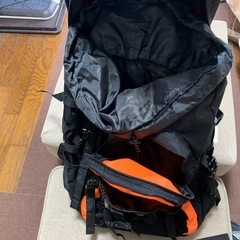 Deyilong デイロング リュック バックパック 軽量 アウトドア キャンプ用品 大容量 メンズ レディースの画像