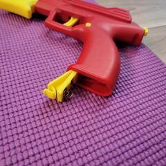連射式ゴム銃の画像