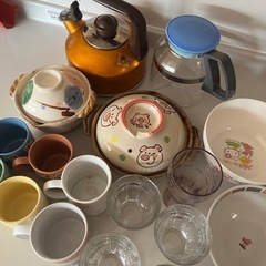 ヤカン、食器