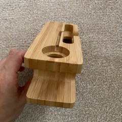 竹製　スマホ立て＆Apple Watch充電スタンドの画像