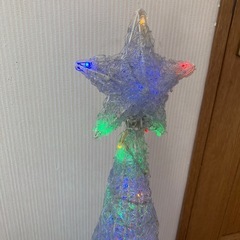 クリスマスツリー　イルミネーションの画像
