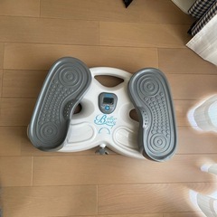 下半身　運動マシーン