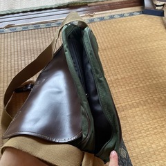 ショルダーバッグの画像