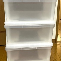 衣装入れ　　衣類収納