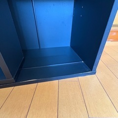 スライドブックシェルフ本棚の画像