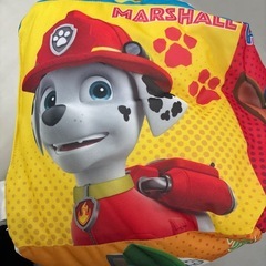 パウパトロール　サイコロ型のクッションの画像