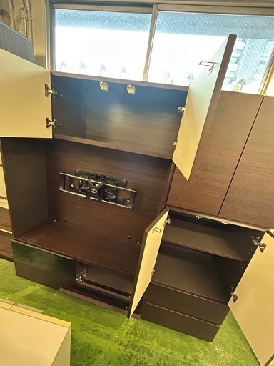 テレビボード　Pamouna