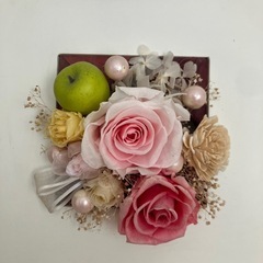 プリザーブドフラワーアレンジ　⑦の画像