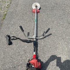 刈払機・草刈機の画像