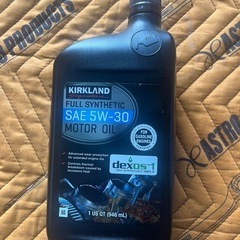 カークランドモーターオイル　5w-30