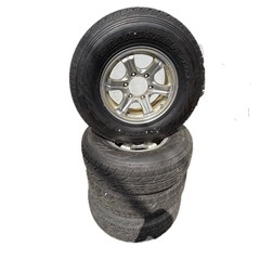 中古タイヤアルミホイール付き DUNLOP225/80R15