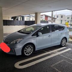 車プリウスα