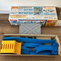 プラレール　立体のぼりおりレールキットの画像