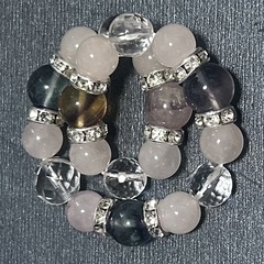 恋愛の問題やトラブルを解決するブレスレットの画像
