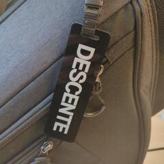 DESCENTEゴルフバッグ、クラブ一式の画像