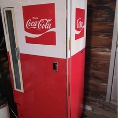コカコーラ 冷蔵庫の画像
